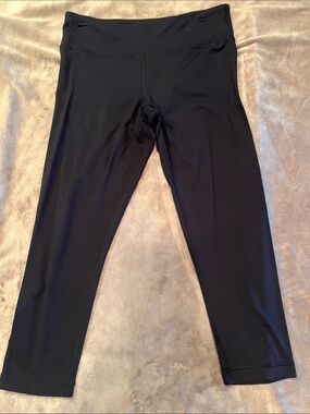 90 Degrees Black High-Rise Athletic Capri Leggings
